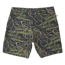 Load image into Gallery viewer, TRIPPER HI 83 FIT 18&quot; BOARDSHORT
