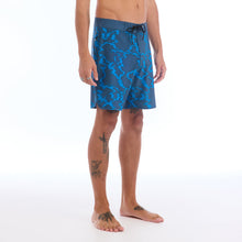 Load image into Gallery viewer, STRANDED SCALLOP HI 83 FIT 18&quot; BOARDSHORT
