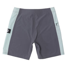 Load image into Gallery viewer, EJECT A1 FIT 18.5&quot; BOARDSHORT
