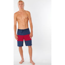 Load image into Gallery viewer, Mick Fanning Ultimate Divisions 20&quot; Mirage Boardshort
