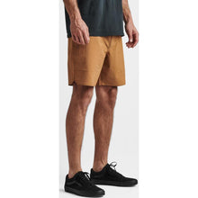 Load image into Gallery viewer, Layover 2.0 Trail Shorts 18&quot;
