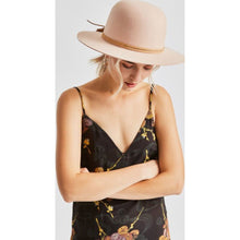 Load image into Gallery viewer, Phoebe Hat - Cameo/Natural
