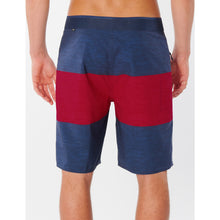 Load image into Gallery viewer, Mick Fanning Ultimate Divisions 20&quot; Mirage Boardshort
