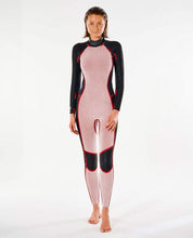 Load image into Gallery viewer, Women&#39;s Dawn Patrol 4/3 Back Zip Wetsuit in Mid Blue
