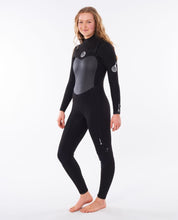 Load image into Gallery viewer, Women&#39;s Flashbomb 3/2 Chest Zip Wetsuit in Black
